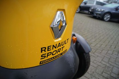 Renault twizy sport f1 deals for sale