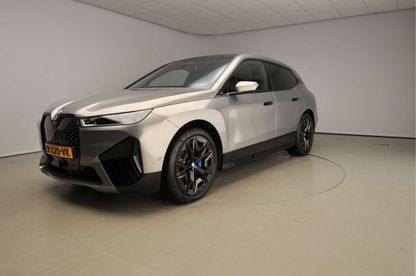 Migliaia di auto BMW con garanzia estesa. Acquista online su